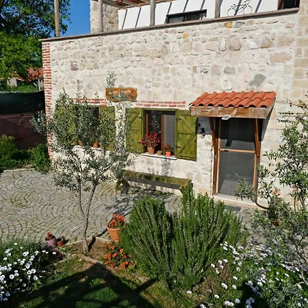Mutlu Koey'de Sakinligin Adresi Holiday home *